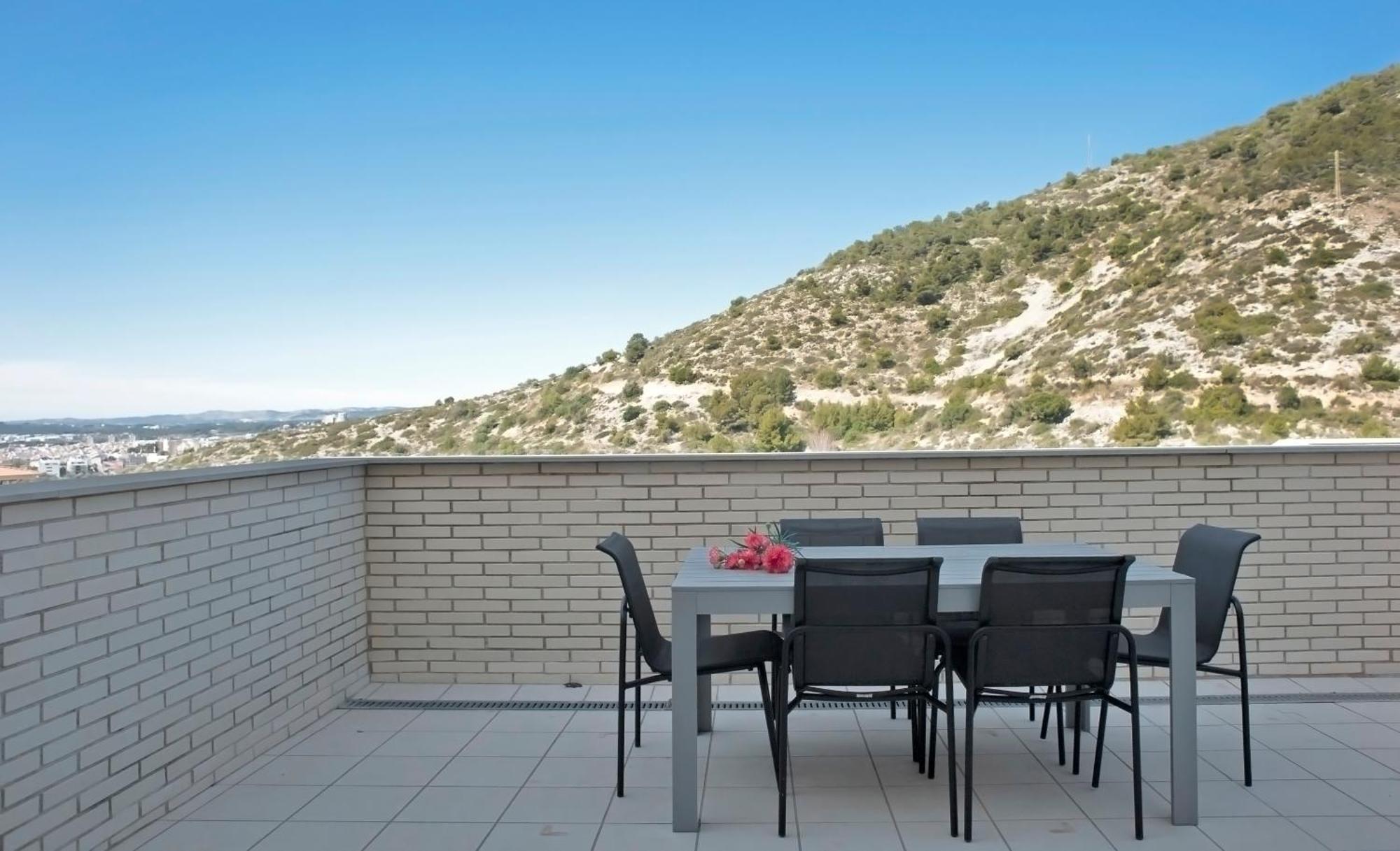 Duplex Moderno 3 Hab Parking, Vistas Al Mar Y Terraza Apartment Sitges Bagian luar foto